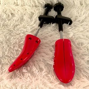 4-Way Shoe Stretcher